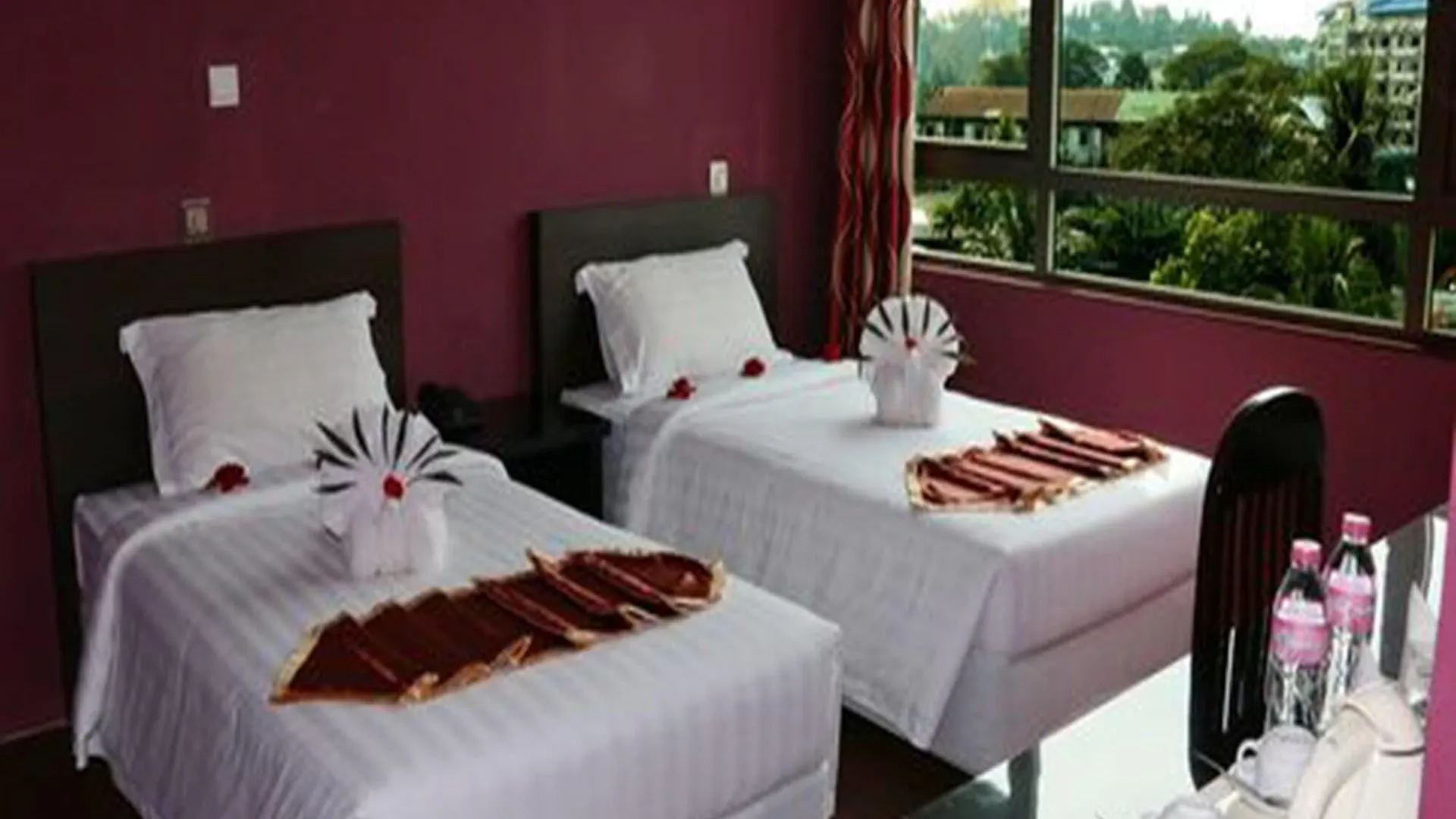 Beauty Land Hotel يانغون