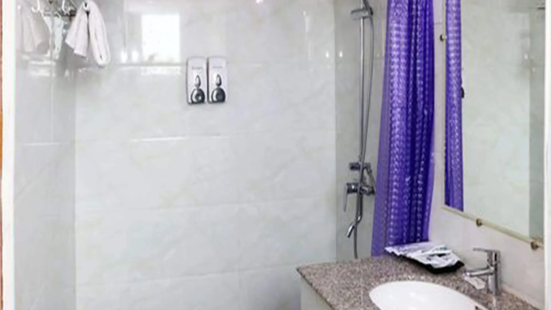 Beauty Land Hotel يانغون بورما