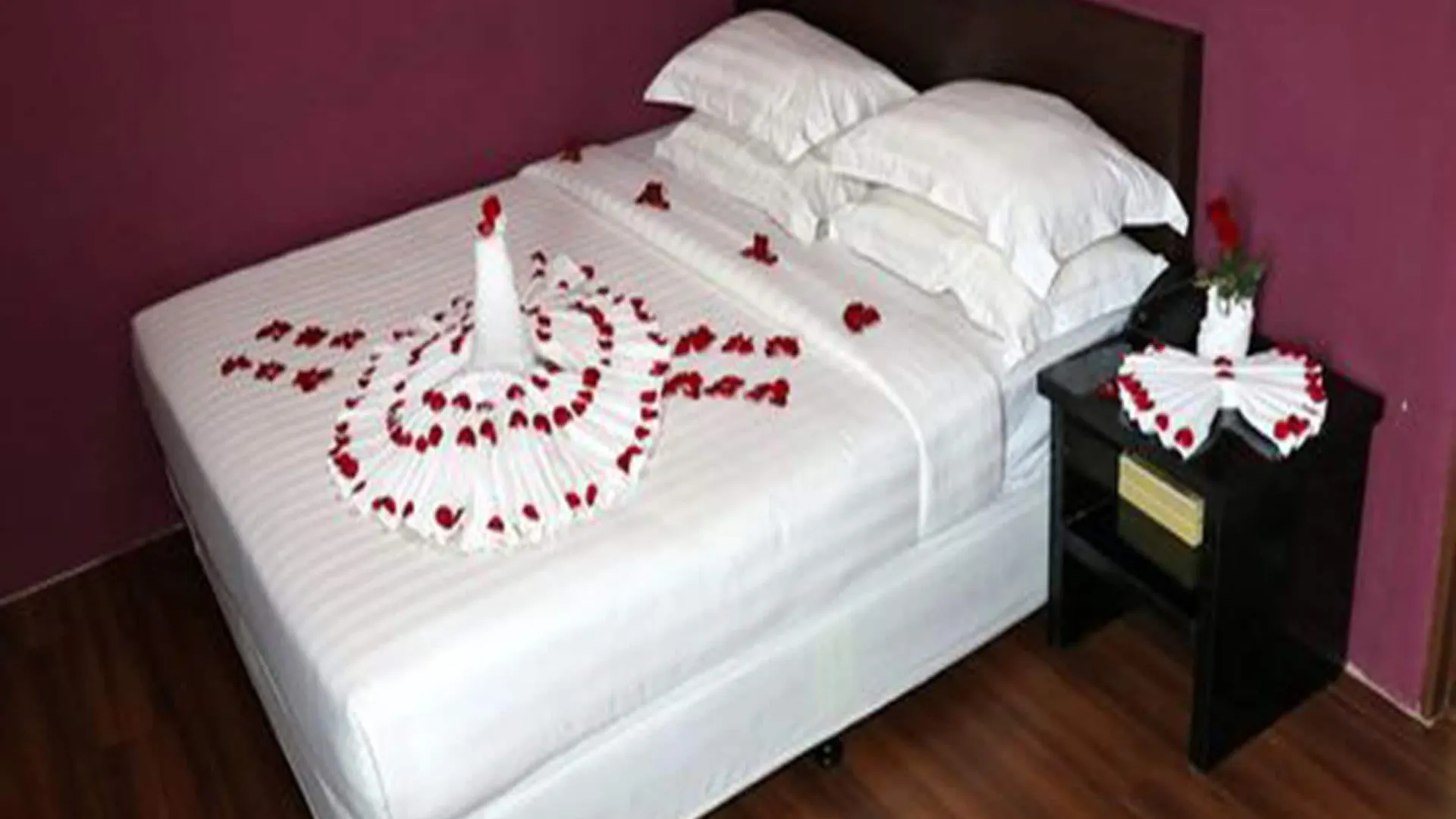 Beauty Land Hotel يانغون